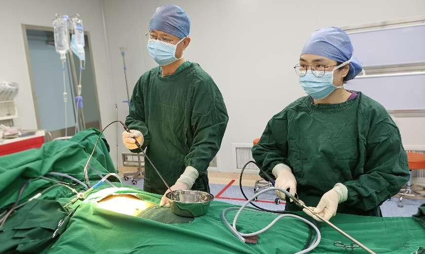 外科 ：张唯一  内容：患者脾切除手术